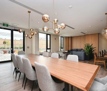 For Lease - 1440 Clarriage Court, Milton, Ontario - Photo 4