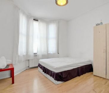 4 bedroom terraced house to rent - Photo 6