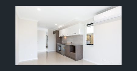 1 BEDROOM HOME IN GREENWOOD VILLAGE ESTATE! - Photo 4