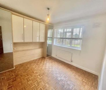 Mardon, Westfield Park, Pinner, HA5 - Photo 3