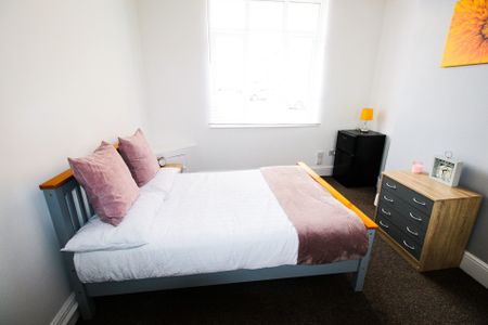 Student Accommodation, 16 Carholme Road, Newland, Lincoln, Lincolnshire, LN1 1RR, United Kingdom - Photo 5