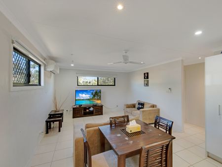 Fully Furnished Unit - Photo 2