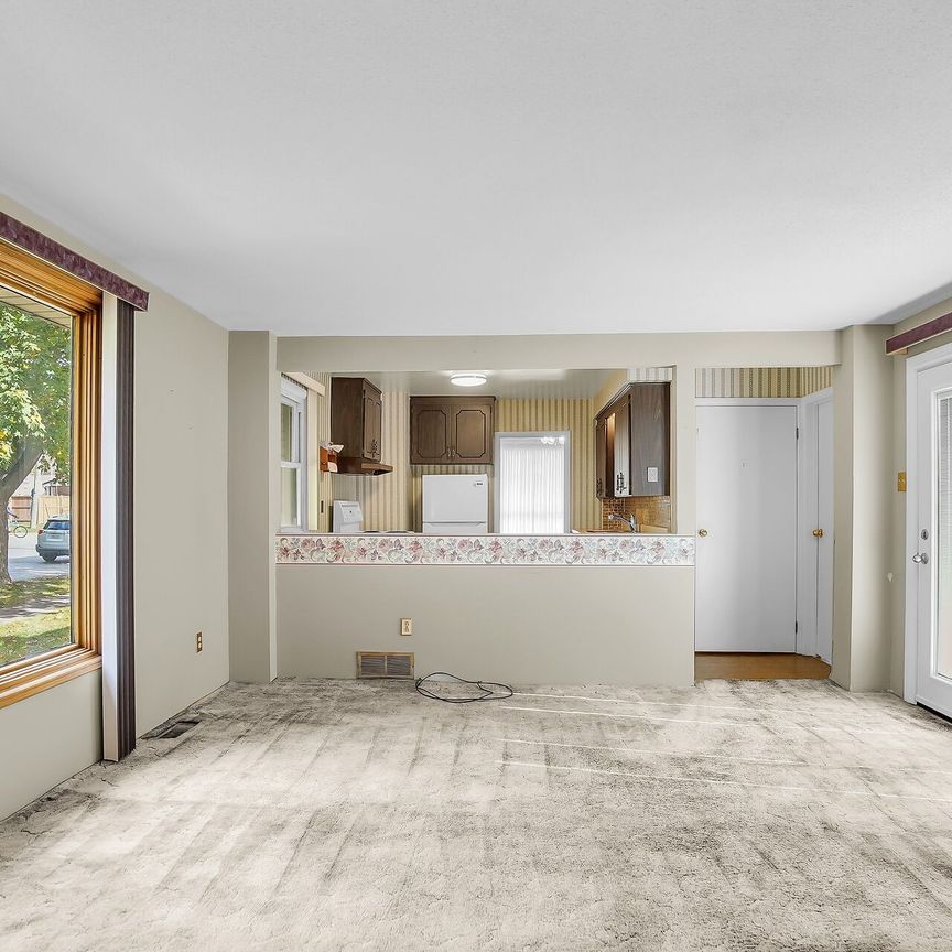 For Lease - 119 Bancroft Road, London East, Ontario - Photo 1