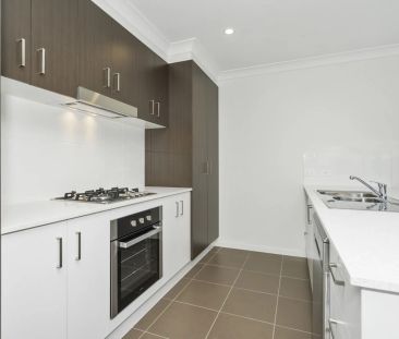 3 Bedroom Low Maintenance Duplex - Photo 5