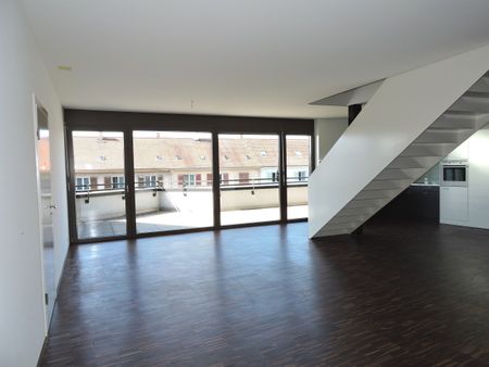 Slanted on 2 floors? Get on board! - Foto 2