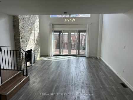 Townhouse For Lease | C8141670 - Photo 2