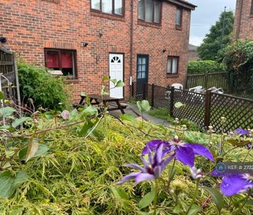 2 bedroom terraced house to rent - Photo 5