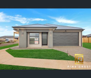4 Newcastle Rd, Rockbank, Vic 3335 - Photo 1