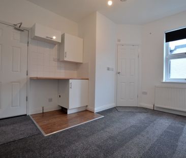 1 bedroom property to rent - Photo 4