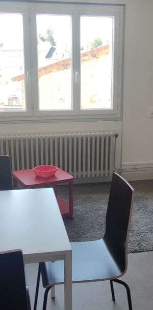 Location Appartement 1 pièce 36m² - Photo 1