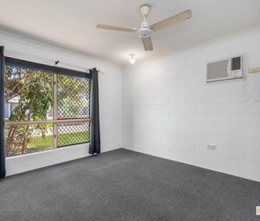 Complete Family Lifestyle Living in Kirwan - Photo 2