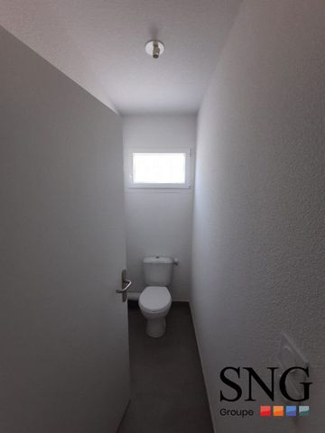 T3 AVEC LOGGIA ET PARKING - Photo 5