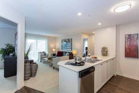 Westside Crossing - Photo 3