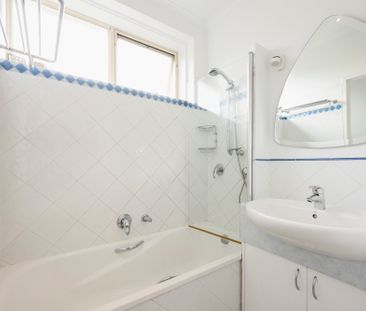 4/6 Raith Court, St Kilda East VIC 3183 - Apartment For Rent | Domain - Photo 6