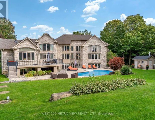 36 ABBRUZZE COURT — 5 Bedroom - Photo 1
