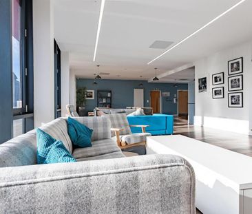 1 bedroom in a flat share to rent - Photo 1