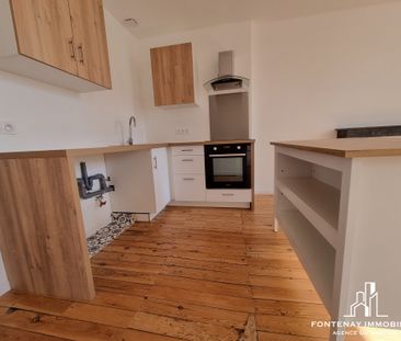 Location Appartement 3 pièces 46m² FONTENAY LE COMTE 85200 - Photo 3