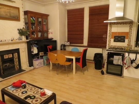 1 Bed Flat, Goldhurst Terrace, NW6 - Photo 1