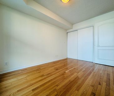 For Lease - 33 Elm Drive Unit# 806, Mississauga, Ontario - Photo 3