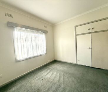 8 Jasmine Street, Bell Park - Photo 5