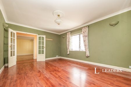 4 bedroom house to rent The Street, Great Bricett, Ipswich, IP7 - Photo 3