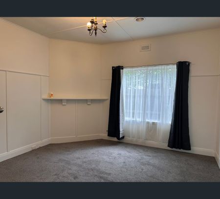 18 Renown St, Coburg North, Vic 3058 - Photo 3