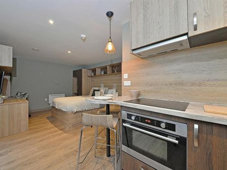 Studio to rent - Photo 2