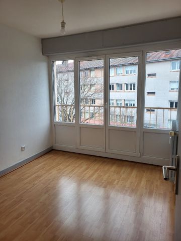 Location Appartement 3 pièces 53m² BESANCON 25000 - Photo 2