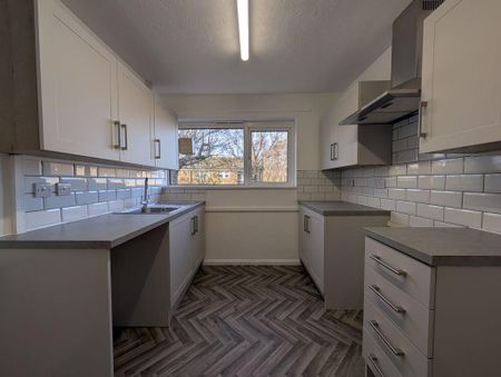 1 bedroom apartment to rent - Photo 3