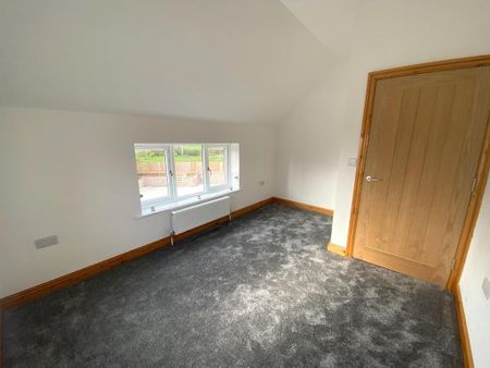 3 bedroom detached house to rent - Photo 5