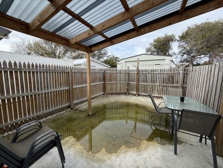 Charming Furnished Two-Bedroom Cottage, Love Living Here - Photo 2