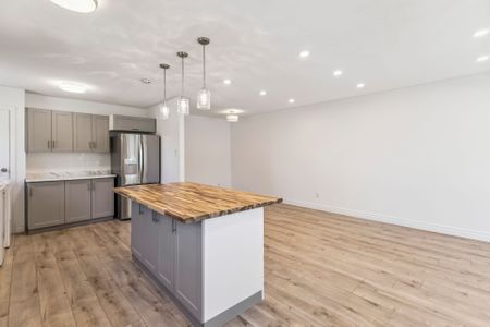 For Lease - 237 Banbury Road, London South, Ontario - Photo 3