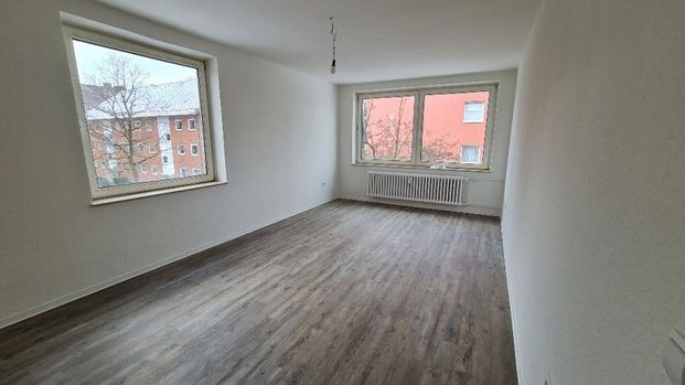 Sanierte 2-Zimmer Wohnung in ruhiger Lage von Gaarden - - Photo 1