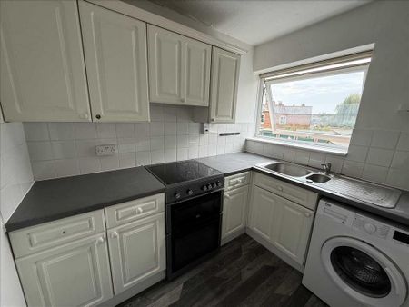 2 bedroom apartment to rent - Photo 4