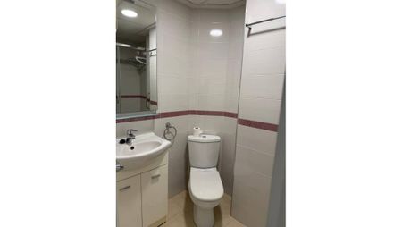 An excellent apartment for long term rental in the heart of Torrevieja. - Photo 4