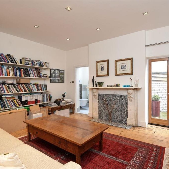 Mortlake Road, Kew, Richmond, Surrey, TW9 - Photo 1