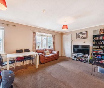 2 bedroom maisonette to rent - Photo 1