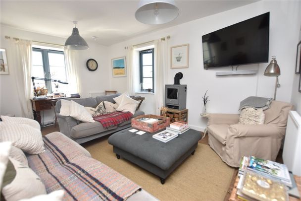 Stret Kosti Veur Woles, Nansledan, Newquay, Cornwall, TR8 - Photo 1