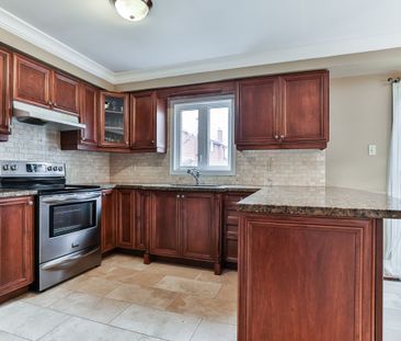 For Lease - 90 WATERFALL Road, Vaughan, Ontario - Photo 4