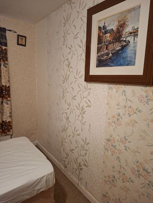 Room in a Shared Flat, Hewitt Avenue, CV6 - Photo 1
