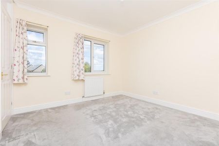 3 bedroom detached house to rent - Photo 3