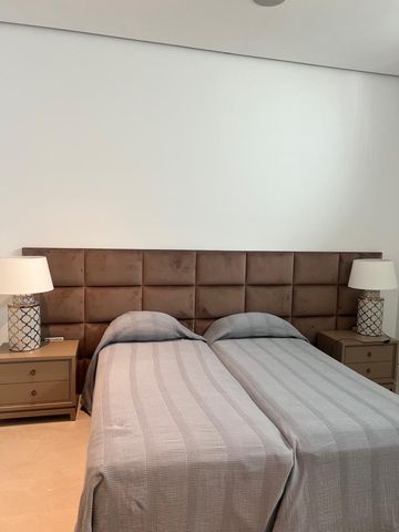 Semi-Detached House · Nueva Andalucía - Photo 5