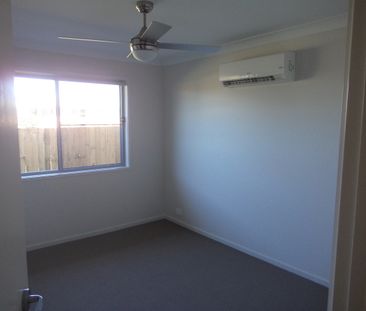 Modern Glenvale Unit - Photo 3