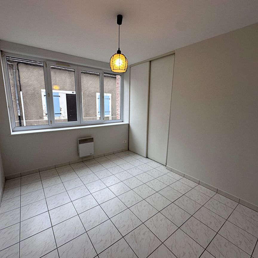 Location Appartement 2 pièces 64m² - Photo 1