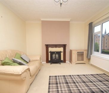 2 bed apartment to rent in Fulford Road, Scarborough, YO11 - Photo 1