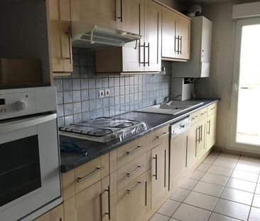 Location Appartement 4 pièces 84m² DIJON 21000 - Photo 6