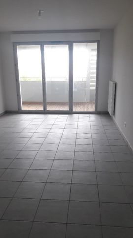 Location Appartement 2 pièces 44m² SOUSTONS 40140 - Photo 4