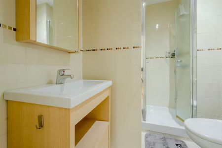 Calle de Francisco Gervás, Madrid, Community of Madrid 28020 - Photo 3