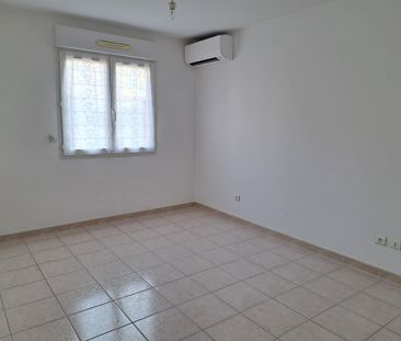 Location Appartement 3 pièces 68m² TOULON 83000 - Photo 2