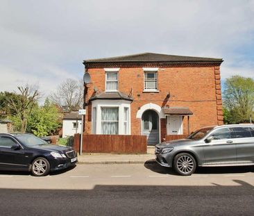 Ballards Lane, Finchley Central, N3 - Photo 2